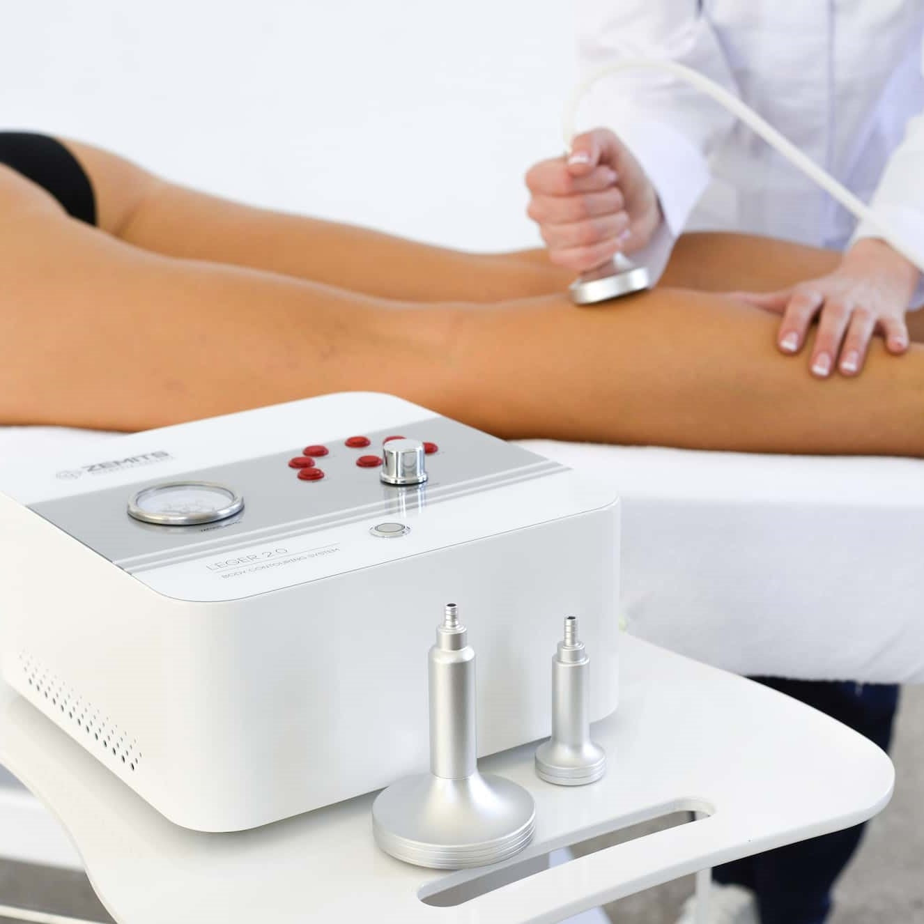 Zemits Leger 2.0 Sistema ng Vacuum Cupping na may XXL na mga Tasa sa Set